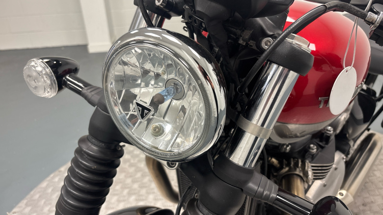 Triumph Bonneville Bobber 1200 (21MY)